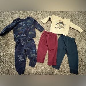 Boys 6 piece sweatsuit lot size 18M-2T see pics